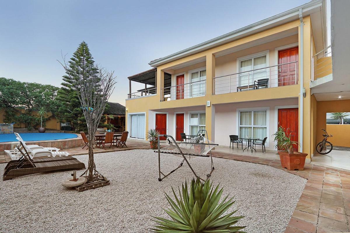 Natalie Guesthouse Bloubergstrand Exterior photo